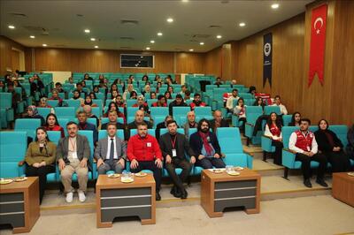 -yaslilarin-gozunden-hayat-konulu-etkinlik-duzenlendi