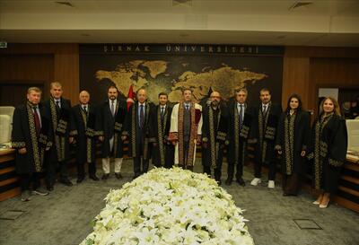 docentlik-unvani-alan-akademisyenlerimize-cubbeleri-giydirildi