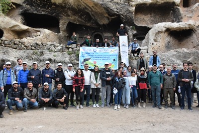 Doğaseverler, Üniversitemiz öncülüğünde Gabar Dağına yürüyüş düzenledi