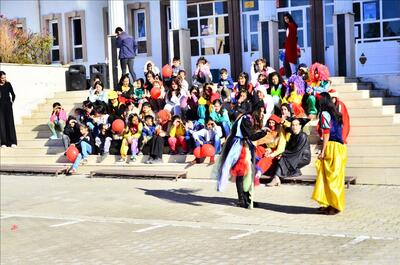 Üniversitemiz öğrencilerinden depremzede çocuklara moral etkinliği