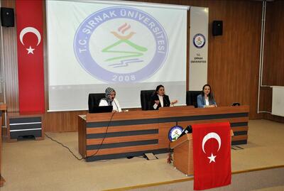 Üniversitemizde "Kadınlar Anlatıyor"  adlı söyleşi düzenlendi 